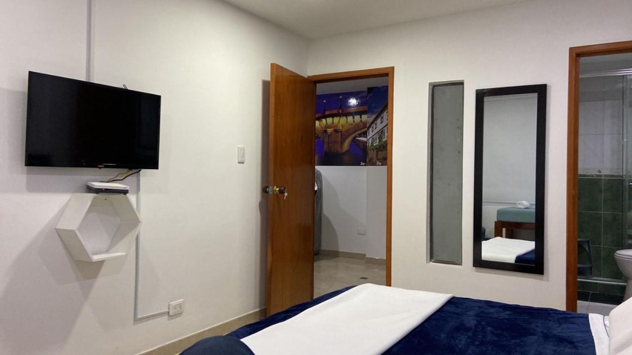 C Hotelera Rey.Es Bogota Exterior photo